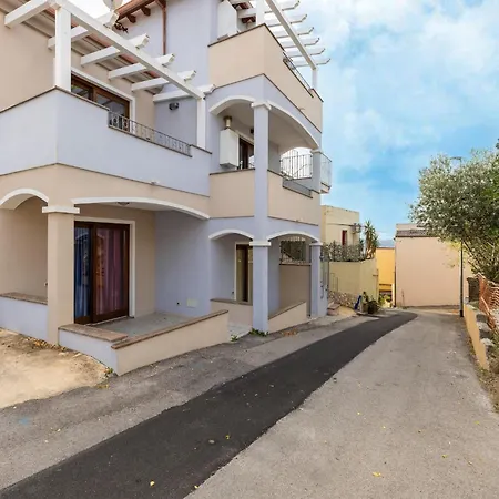 Air-conditioned Penthouse With Terrace And Parking